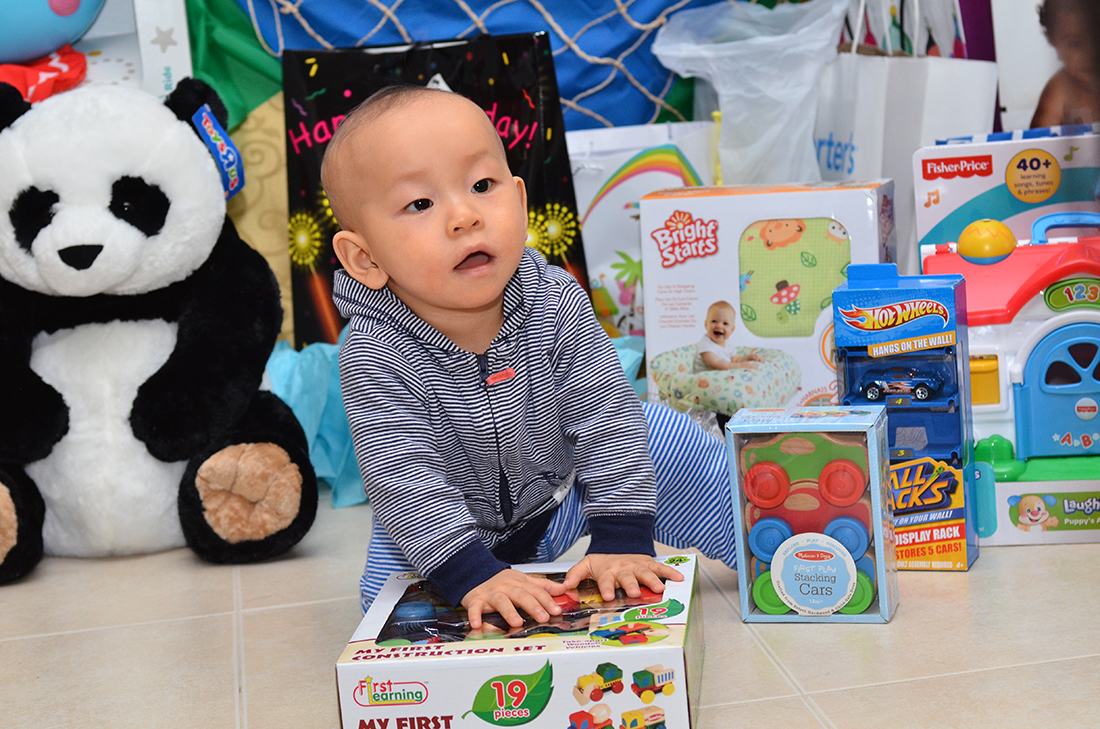 William opens his gifts
