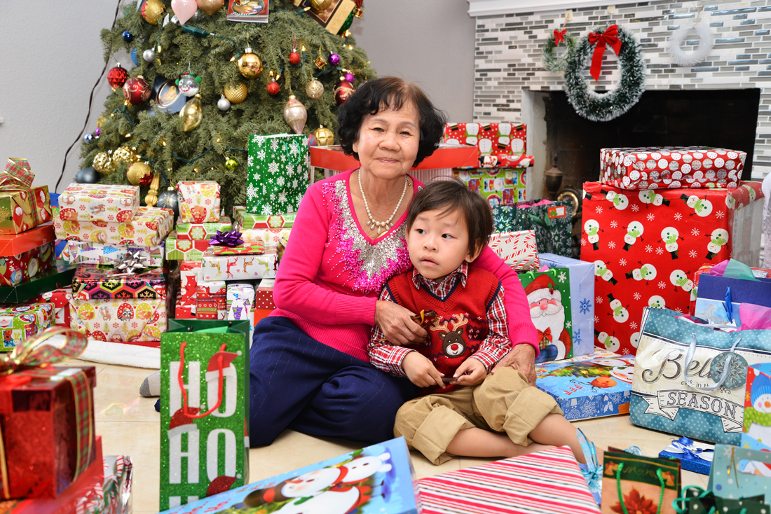 William & Grandma Tuyết
