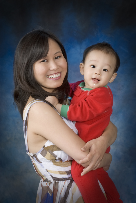 Bryan Thanh Bình & Mom Eliza Huyền Nguyễn
