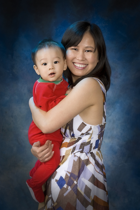 Bryan Thanh Bình & Mom Eliza Huyền Nguyễn
